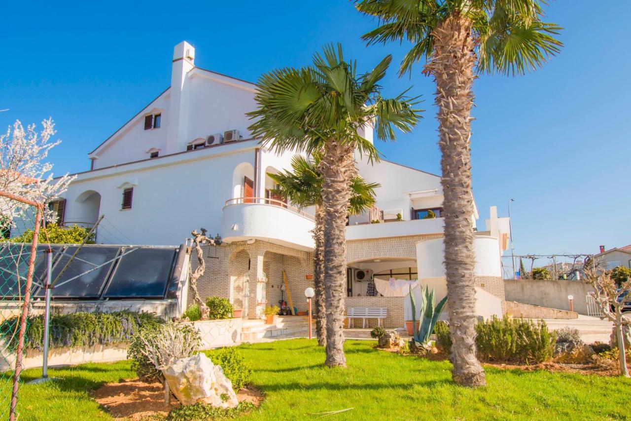 Apartments Punta & Vista In Krk 克尔克 外观 照片